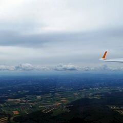 Flugwegposition um 12:05:29: Aufgenommen in der Nähe von Gemeinde Bad Waltersdorf, Österreich in 1643 Meter